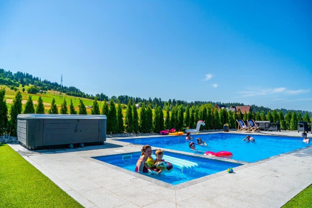 Aparthotel Rabian-Ski Zewnetrzny Basen Oraz Jacuzzi Z Podgrzewana Woda Sala Zabaw I Dmuchaniec เบียลกาตัทร์ชันสกา ภายนอก รูปภาพ