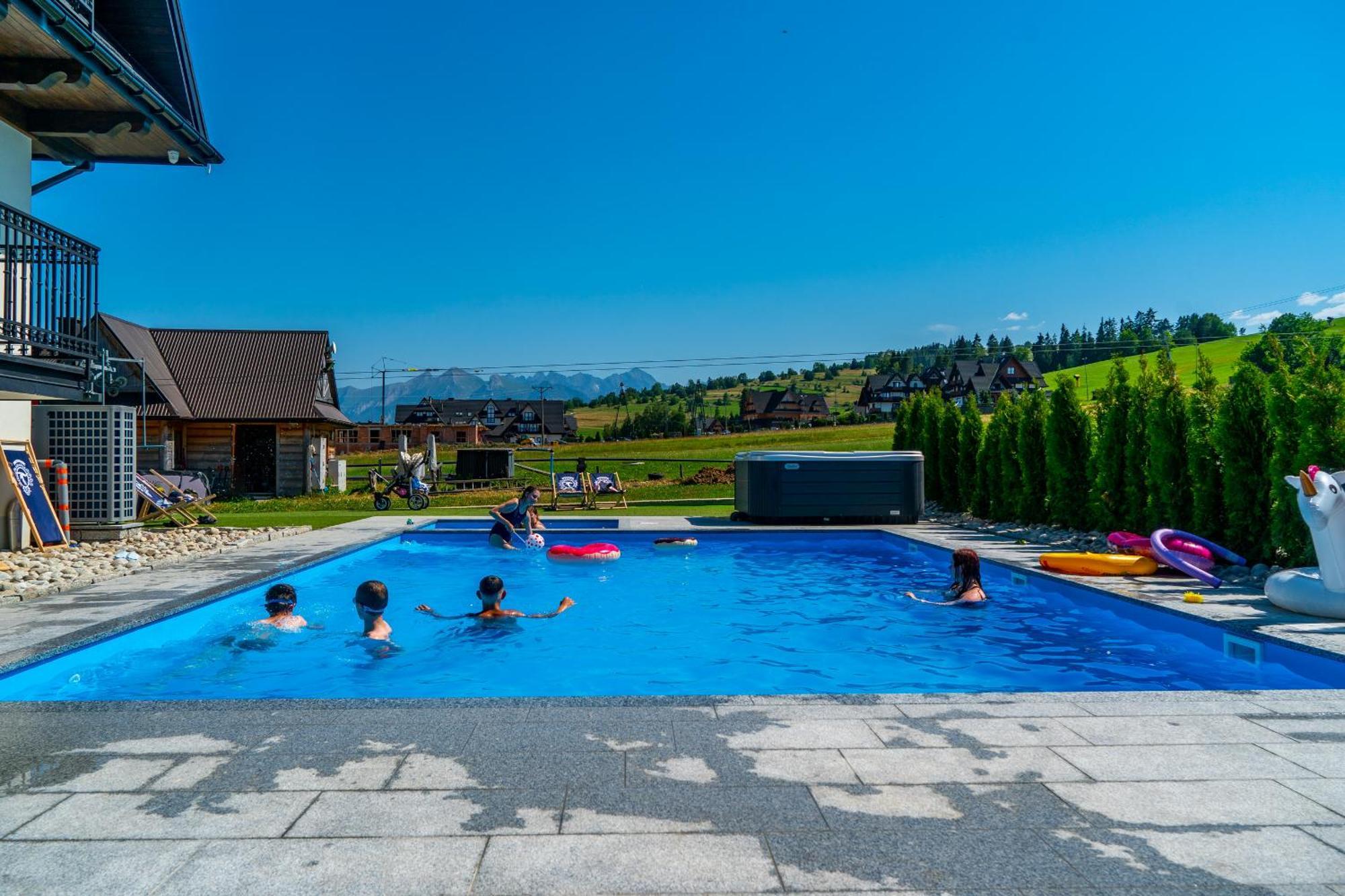 Aparthotel Rabian-Ski Zewnetrzny Basen Oraz Jacuzzi Z Podgrzewana Woda Sala Zabaw I Dmuchaniec เบียลกาตัทร์ชันสกา ภายนอก รูปภาพ
