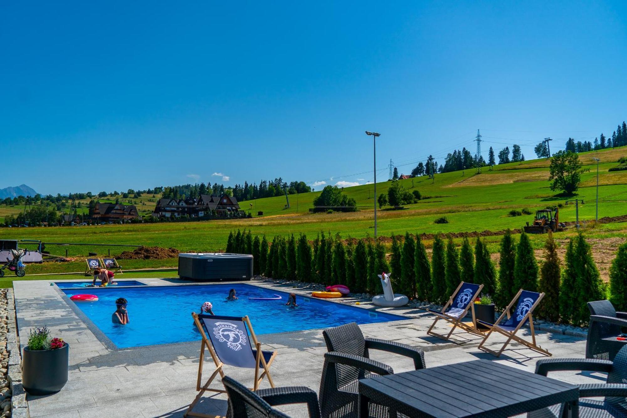 Aparthotel Rabian-Ski Zewnetrzny Basen Oraz Jacuzzi Z Podgrzewana Woda Sala Zabaw I Dmuchaniec เบียลกาตัทร์ชันสกา ภายนอก รูปภาพ